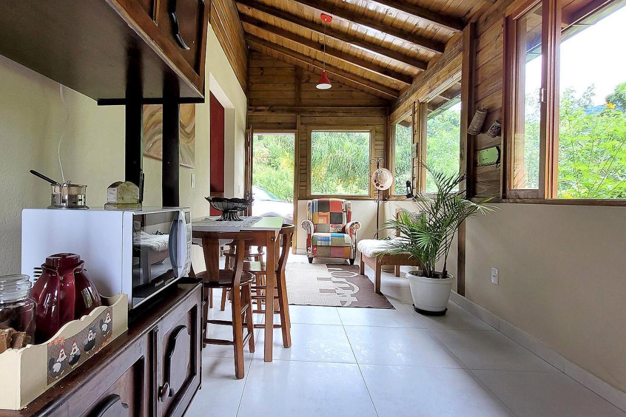 Villa Chalé imerso na Natureza! à Sao Bonifacio Extérieur photo